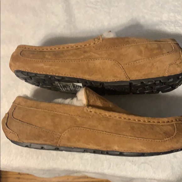 Brand new never worn Ugg men’s loafer size 8 - Picture 7 of 8